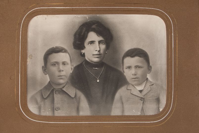 Ritratto di famiglia d'epoca